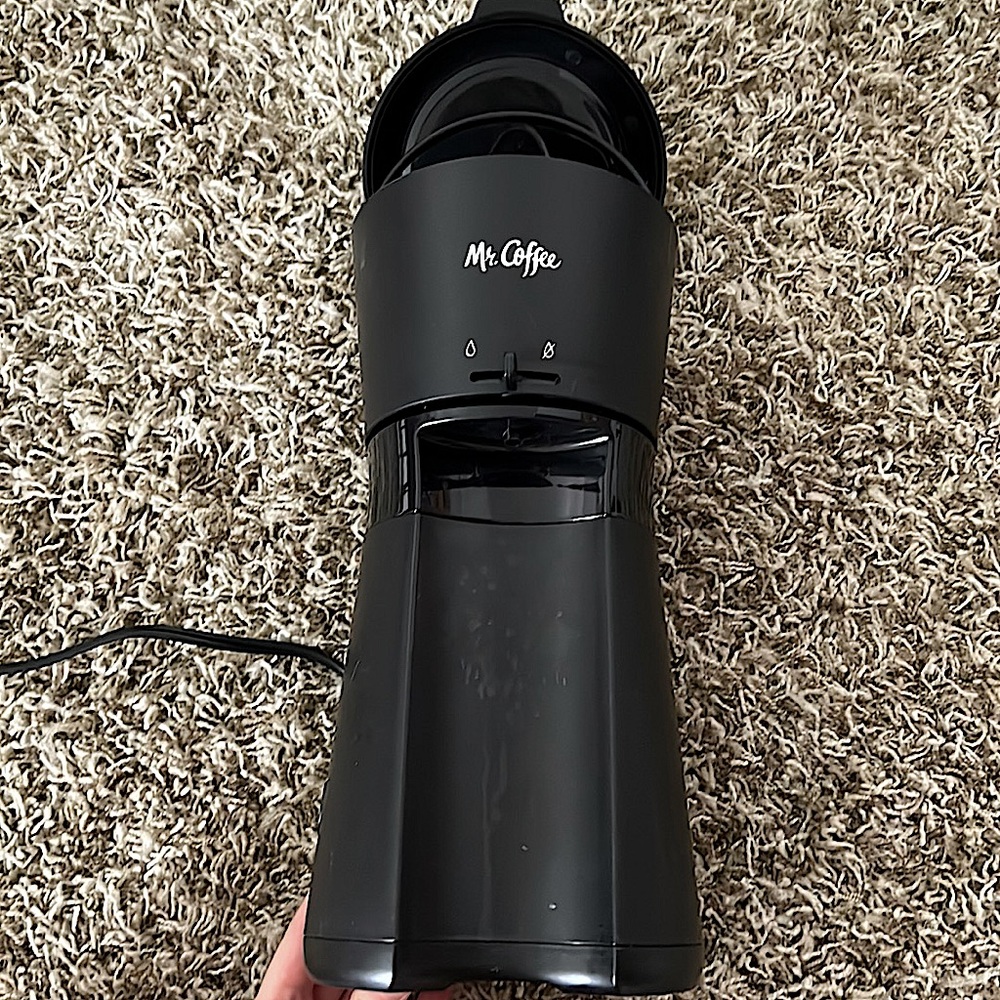 Mr. Coffee iced coffee maker.